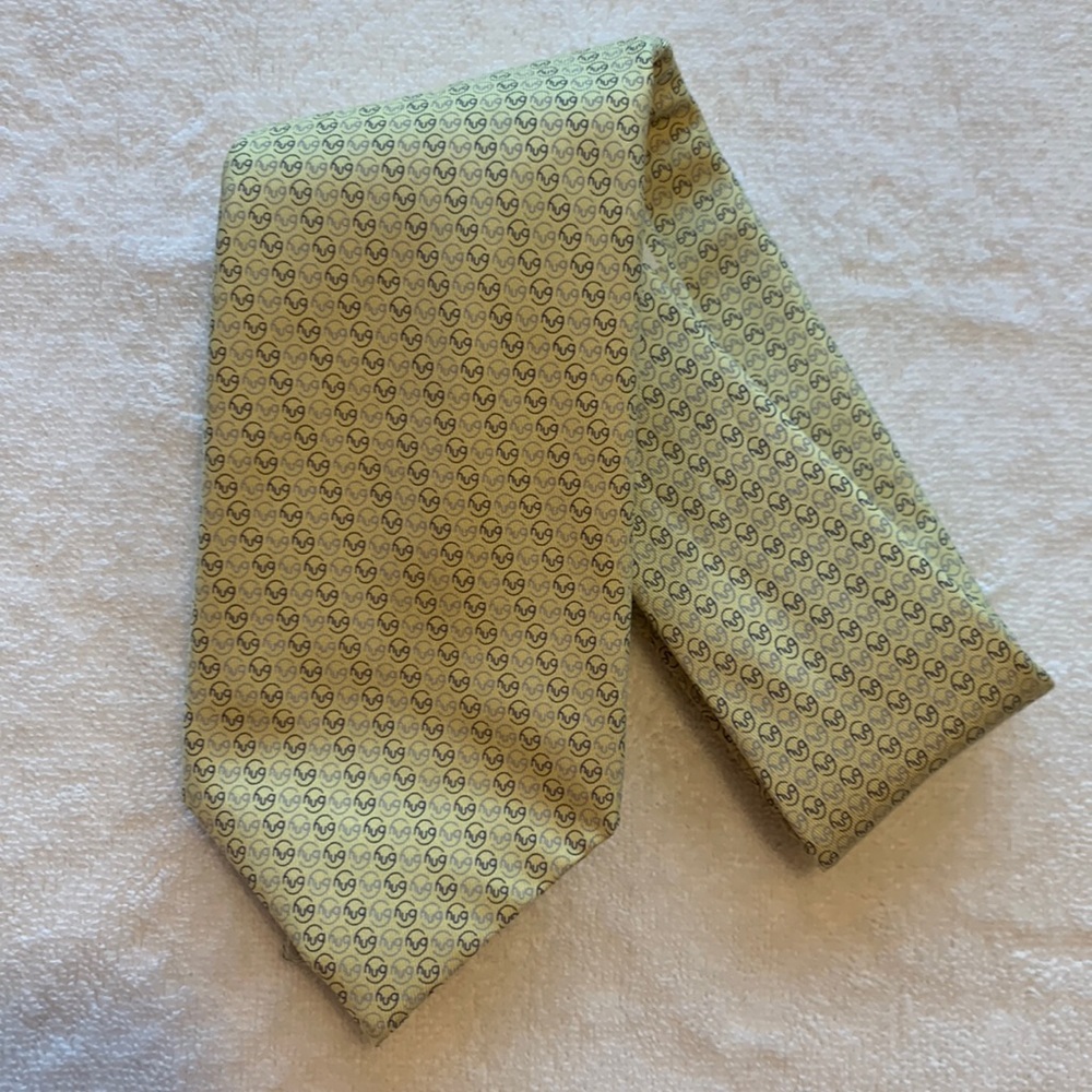 Vineyard Vines Custom Collection Necktie.